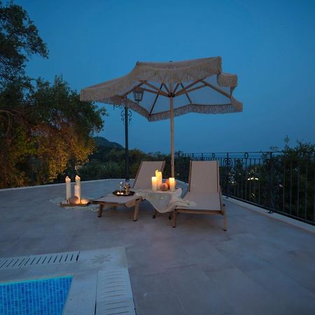 Elysium Living Parga Aparthotel Exterior photo