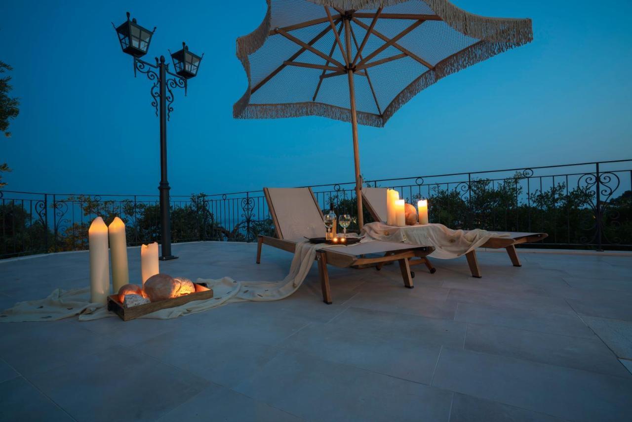 Elysium Living Parga Aparthotel Exterior photo