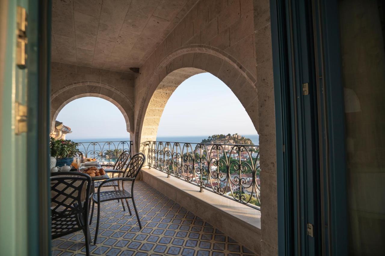 Elysium Living Parga Aparthotel Exterior photo