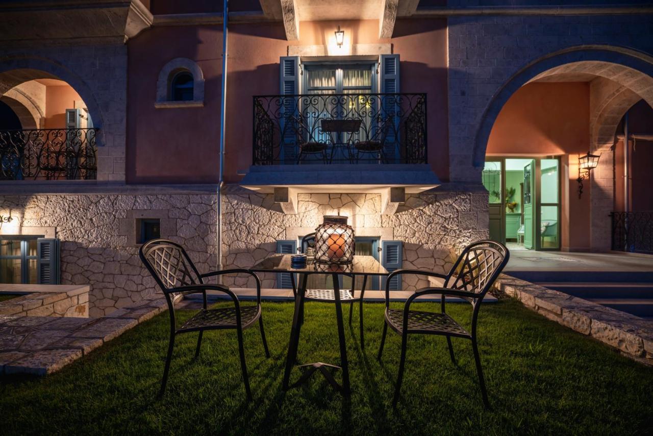 Elysium Living Parga Aparthotel Exterior photo