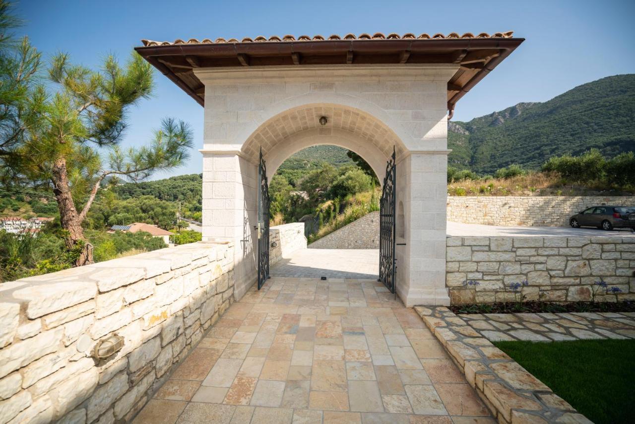 Elysium Living Parga Aparthotel Exterior photo