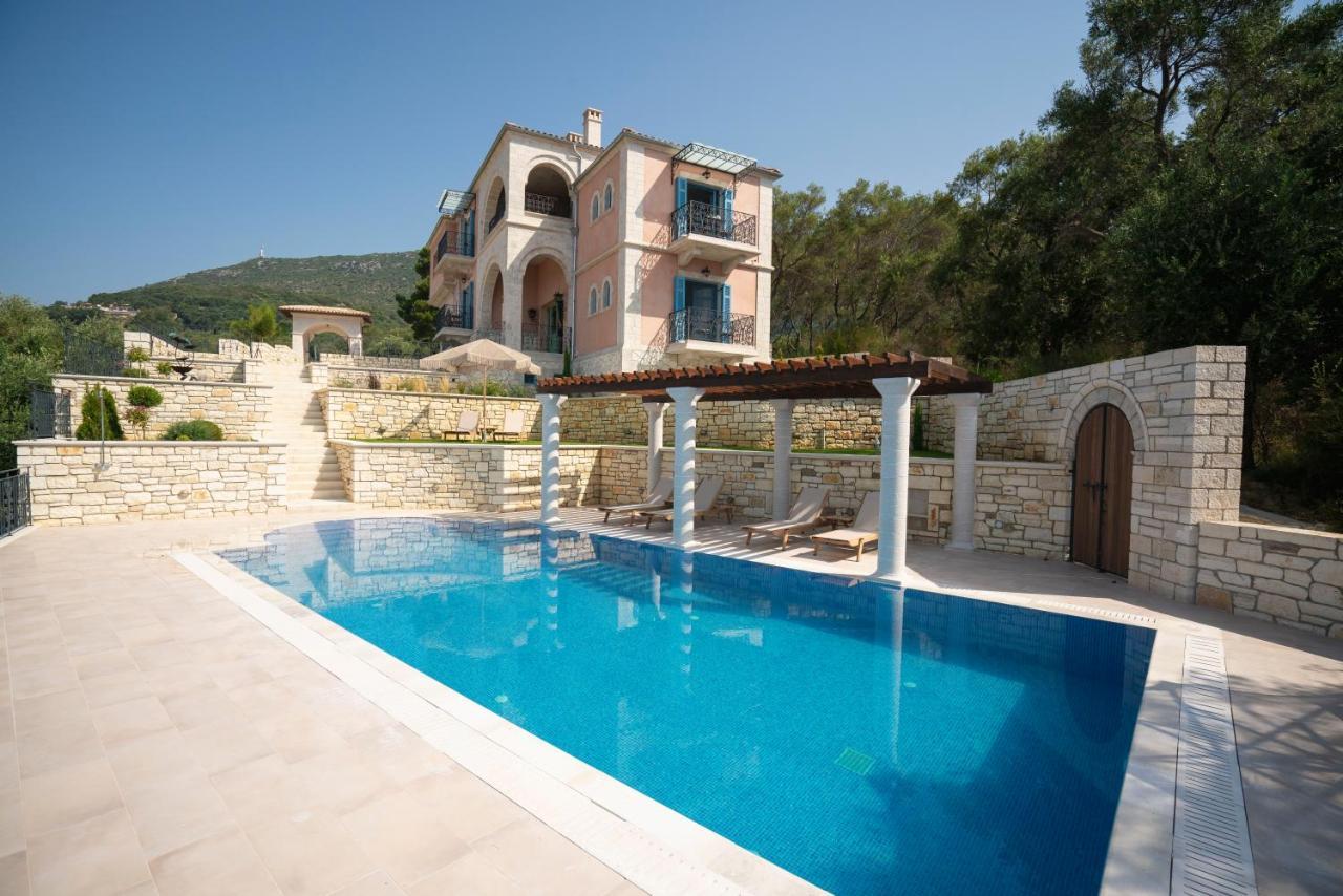 Elysium Living Parga Aparthotel Exterior photo
