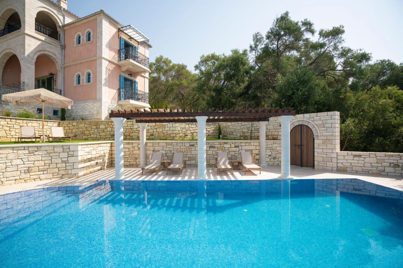 Elysium Living Parga Aparthotel Exterior photo